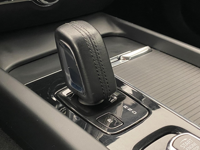 Volvo V60 B4 MOMENTUM AUT 2.0 Momentum