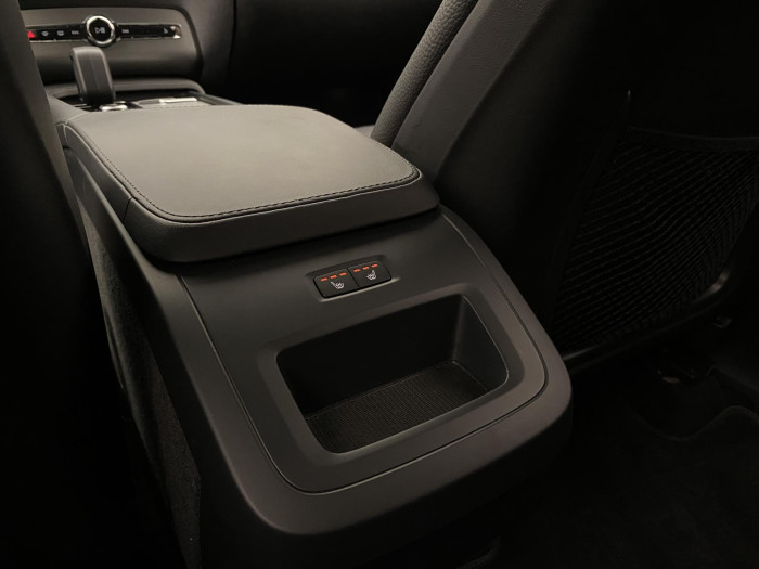 Volvo XC90 B5 AWD PLUS BRIGHT AUT CZ 7m