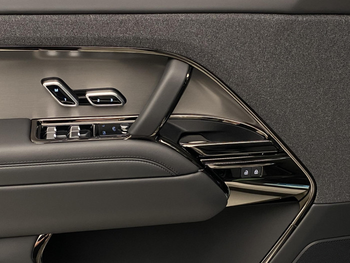 Land Rover Range Rover Sport D250 DYNAMIC SE AWD AUT 3.0 d Dynamic SE