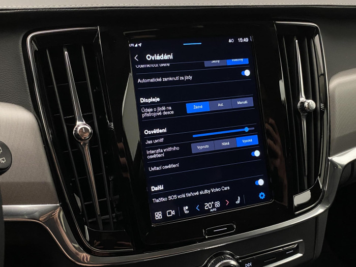 Volvo V90 CC B4 AWD PLUS AUT  REZERVACE