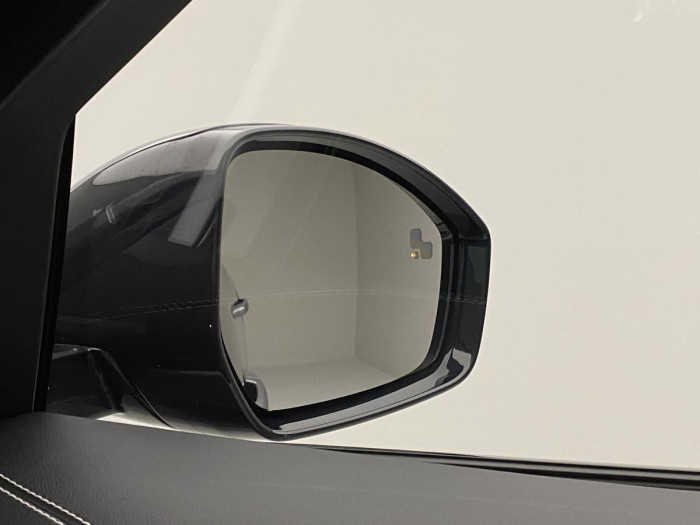 Jaguar F-Pace P250 R-DYNAMIC SE REZERVACE 2.0 Dynamic SE