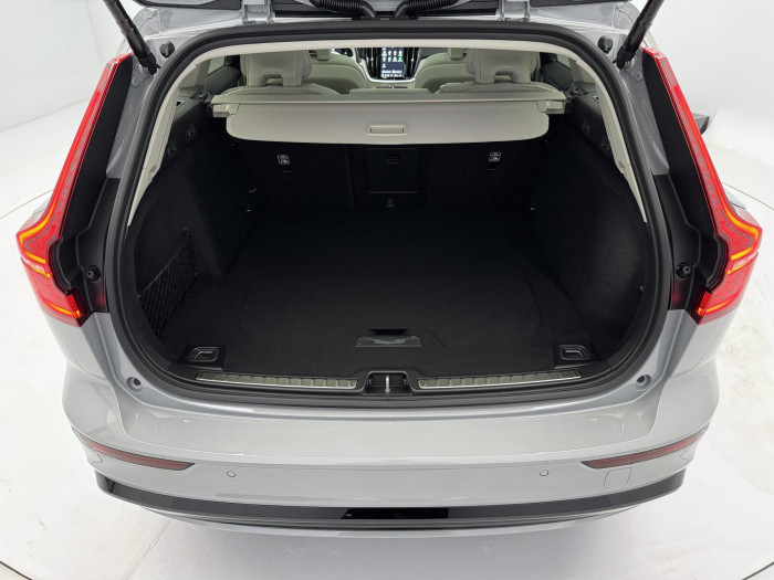 Volvo V60 T6 AWD Plug-in H. DARK ULTRA