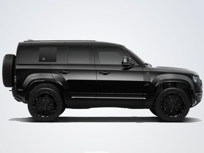 Land Rover Defender OCTA BLACK AWD AUT