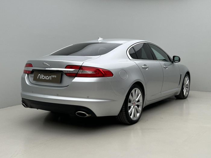 Jaguar XF 3.0 V6D LUXURY AUT CZ 3.0 d Luxury