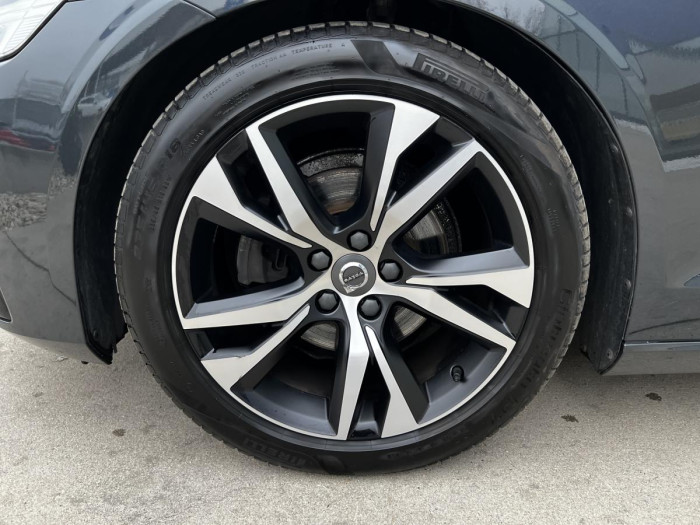 Volvo V60 T4 R-DESIGN AUT 1.maj.