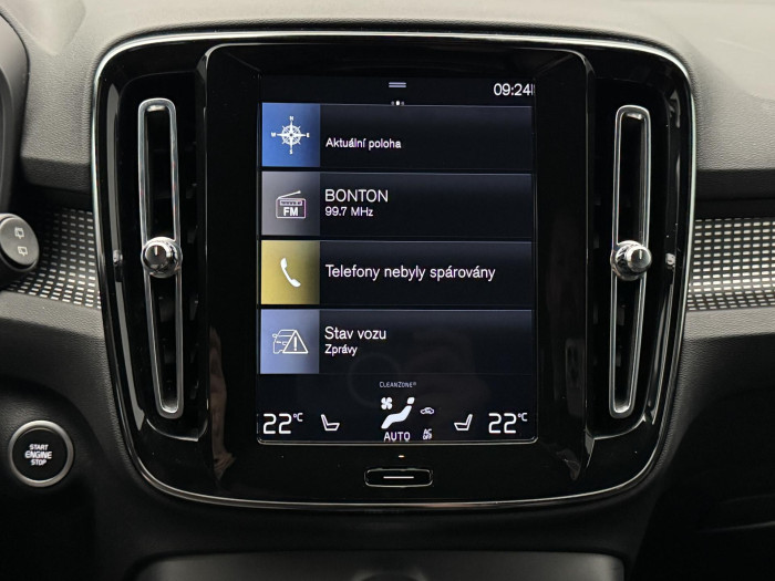 Volvo XC40 T3 R-DESIGN AUT REZERVACE