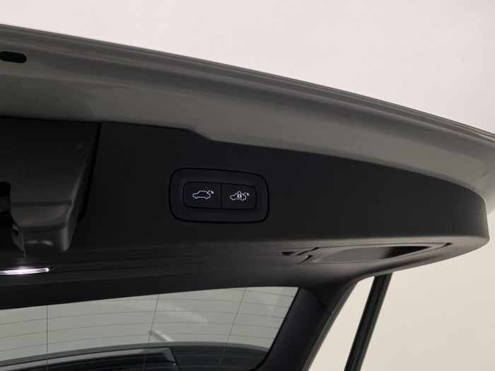 Volvo V60 CC B5 AWD PLUS AUT 1.maj
