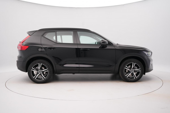 Volvo XC40 B3 AUT DARK PLUS