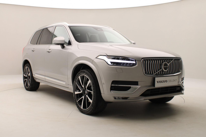 Volvo XC90 B5 AWD ULTIMATE REZERVACE