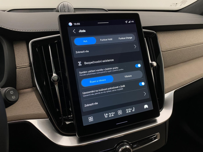 Volvo XC90 T8 AWD RECHARGE DARK ULTRA 7m