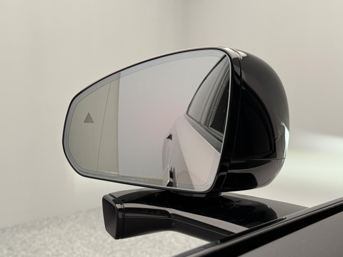 Volvo ES90 PURE ELECTRIC ULTRA