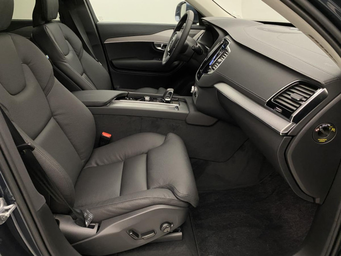 Volvo XC90 B5 AWD AUT BRIGHT PLUS 7míst 2.0 Plus