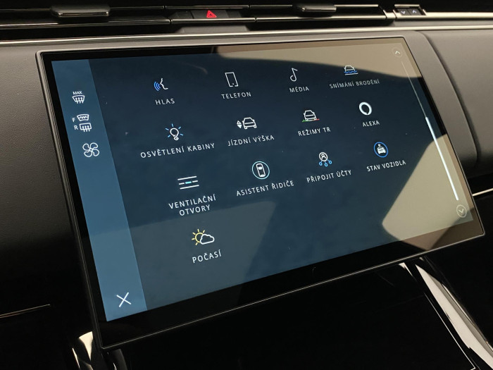 Land Rover Range Rover Sport D250 DYNAMIC REZERVACE 3.0 d Dynamic