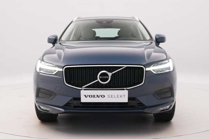 Volvo XC60 D4 MOMENTUM PRO REZERVACE 2.0 d Momentum