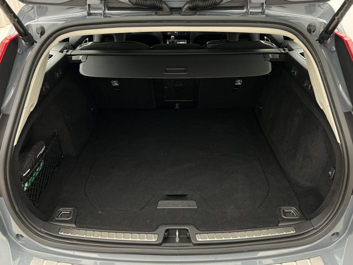 Volvo V60 B4 MOMENTUM AUT 2.0 Momentum