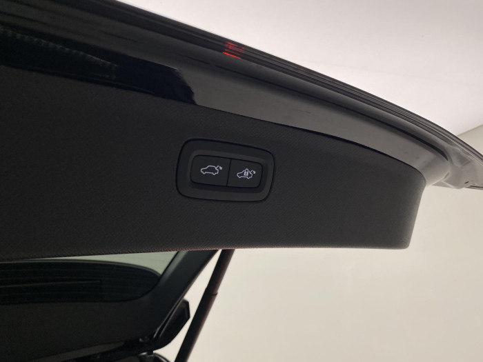 Volvo XC90 T8 AWD RECHARGE BRIGHT PLUS 7m