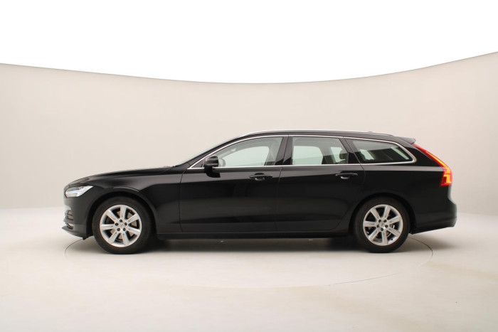 Volvo V90 D4 AWD MOMENTUM AUT REZERVACE 2.0 d Momentum