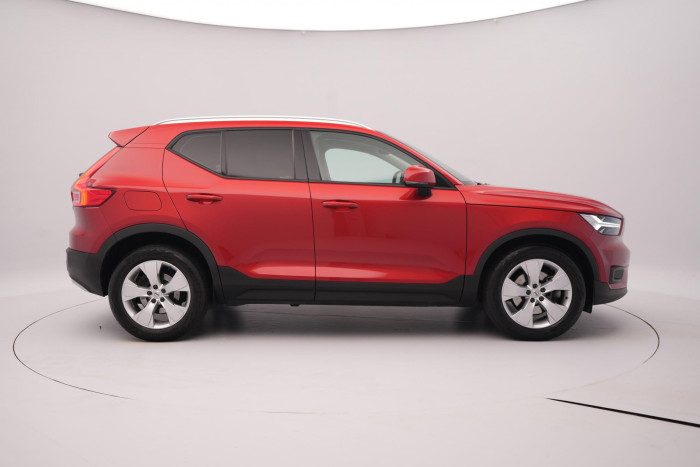 Volvo XC40 D3 AWD MOMENTUM CZ 1.maj 2.0 d Momentum