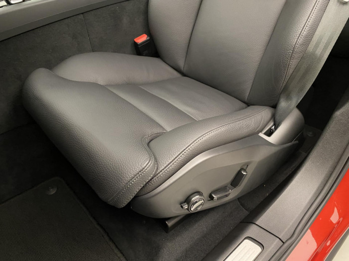 Volvo XC60 B5 AWD DARK PLUS REZERVACE