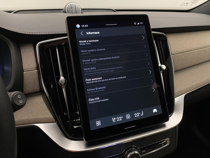 Volvo XC90 T8 AWD RECHARGE BRIGHT ULTRA 7