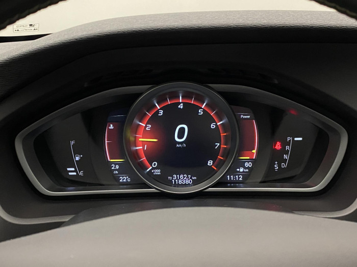 Volvo V40 T3 R-DESIGN AUT