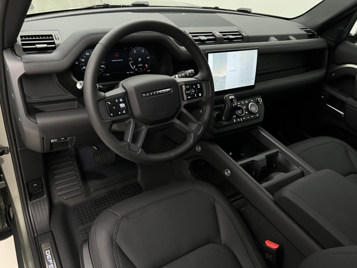 Land Rover Defender 110 D300 X-DYNAMIC SE AWD Aut 3.0 d Dynamic SE