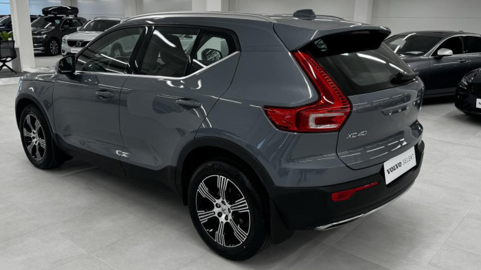 Volvo XC40 D3 INSCRIPTION REZERVACE 2.0 d