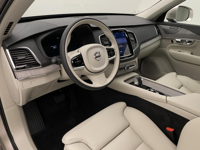 Volvo XC90 B5 AWD AUT BRIGHT PLUS 7míst 2.0 Plus