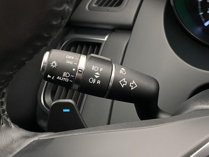 Jaguar E-Pace AWD R-DYNAMIC SE REZERVACE 2.0 Dynamic SE