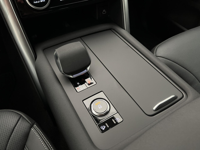 Land Rover Discovery D250 DYNAMIC SE AWD Aut 3.0 d Dynamic SE