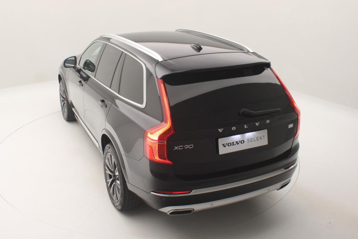 Volvo XC90 T8 AWD INSCRIPTION - REZERVACE