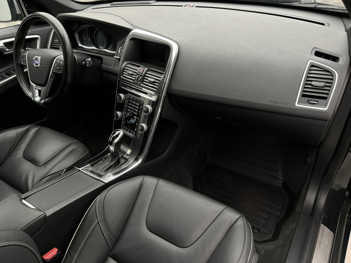 Volvo XC60 D4 AWD MOMENTUM AUT 2.4 d Momentum
