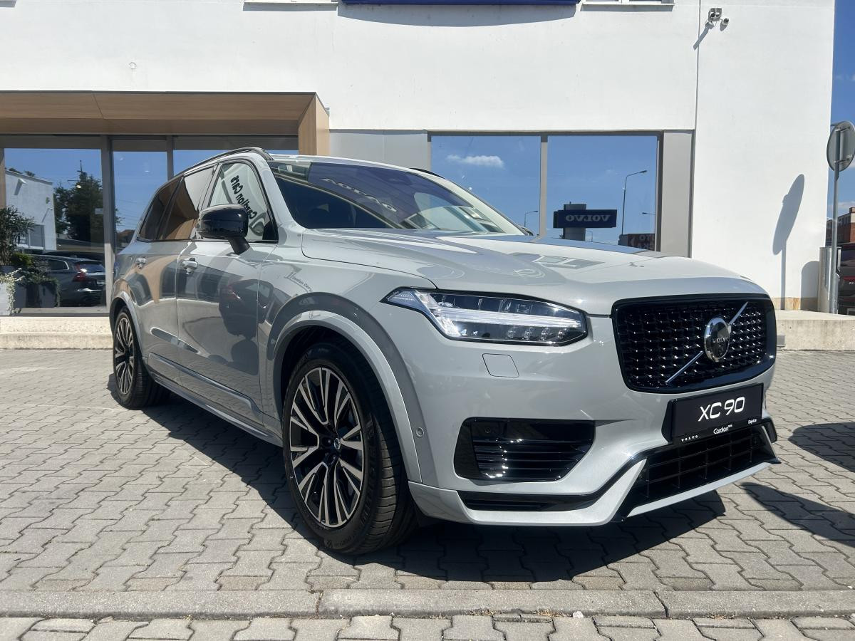 Volvo XC90 T8 AWD Plug-in Hyb. Dark ULTRA