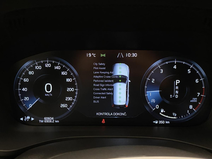 Volvo XC60 T5 AWD INSCRIPTION REZERVACE
