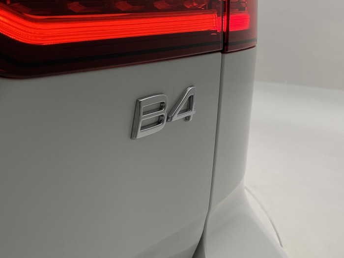 Volvo V60 B4 AUT BRIGHT PLUS