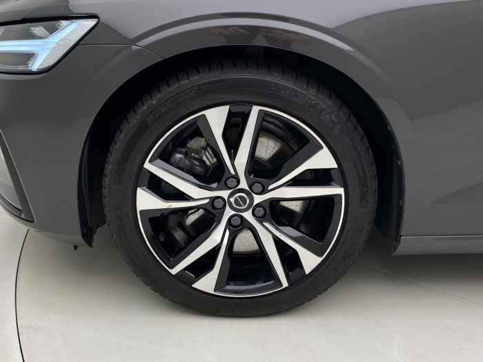 Volvo S60 B5 AWD DARK PLUS AUT CZ