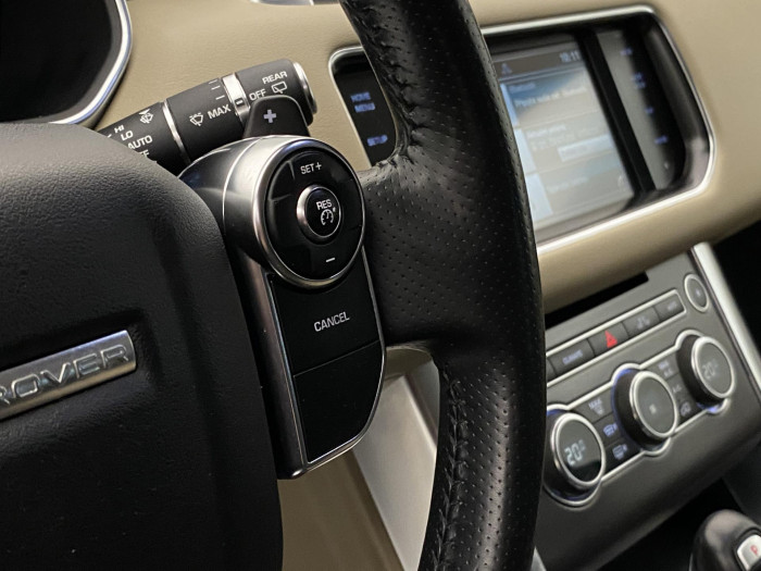 Land Rover Range Rover Sport 3.0 SDV6 AWD REZERVACE