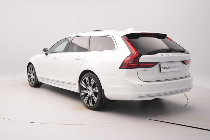 Volvo V90 T8 AWD RECHARGE ULTIMATE 1.maj