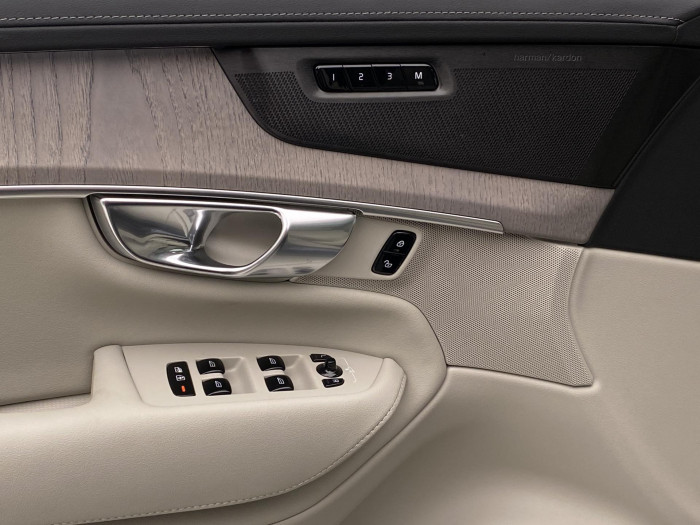 Volvo XC90 B5 AWD AUT BRIGHT ULTRA 7míst