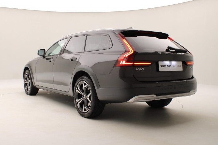 Volvo V90 CC B4 AWD PLUS CZ 1.maj