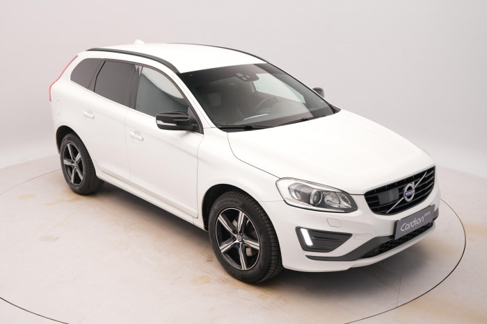 Volvo XC60 D3 R-DESIGN NEZ.TOPENÍ 2.0 d