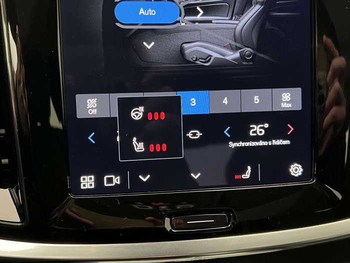 Volvo S60 B5 AWD ULTIMATE DARK AUT 1.maj