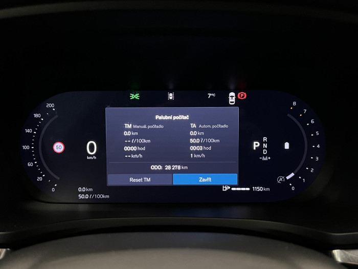 Volvo V60 B4 PLUS DARK AUT 1.maj.