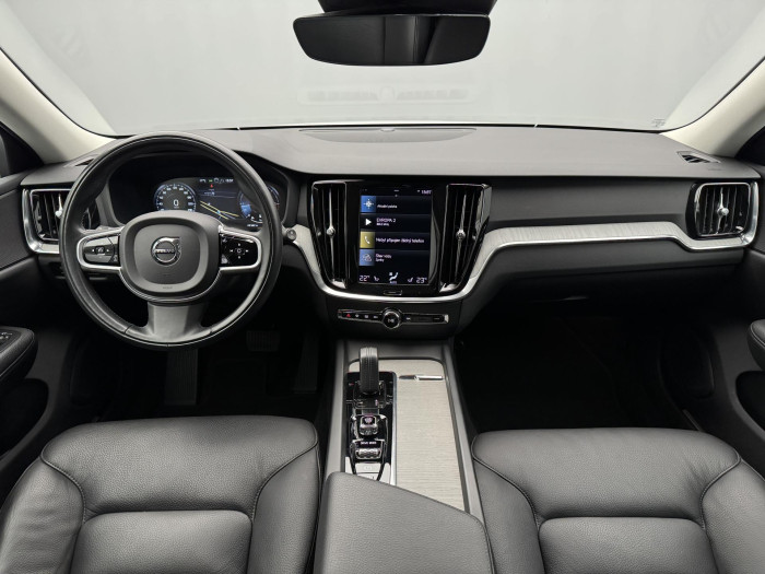 Volvo V60 CC B4 AWD MOMENTUM AUT 2.0 CC CC Momentum