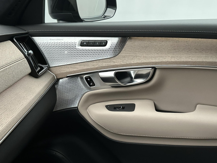 Volvo XC90 B5 AWD AUT DARK ULTRA 7míst