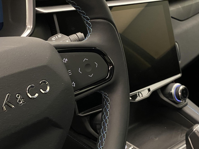 Lynk & Co 01 HEV DCT AUT 1.maj