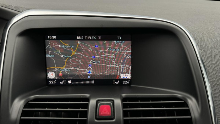 Volvo XC60 D4 AWD MOMENTUM REZERVACE 2.4 d Momentum
