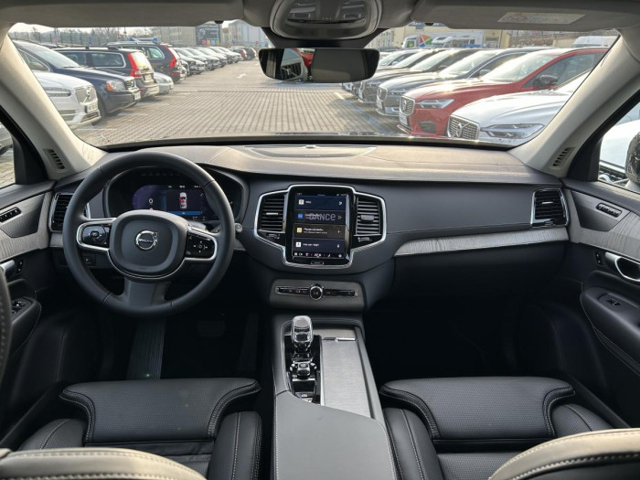 Volvo XC90 T8 AWD AT RECHARGE DARK PLUS 7 2.0 AT Plus