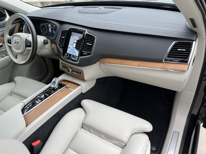 Volvo XC90 B5 AWD INSCRIPTION Aut 1.maj.