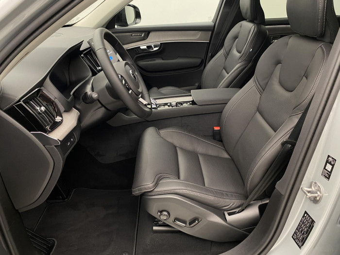 Volvo XC90 T8 AWD RECHARGE DARK PLUS 7m